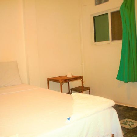 Garden Guest House Phnom Penh Esterno foto