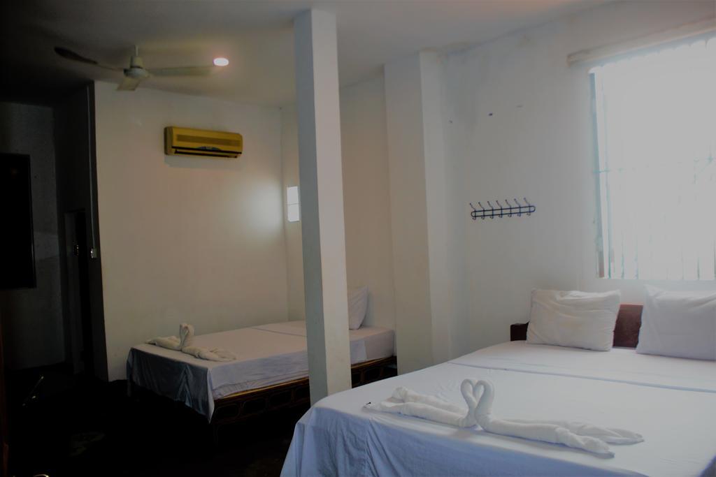 Garden Guest House Phnom Penh Esterno foto