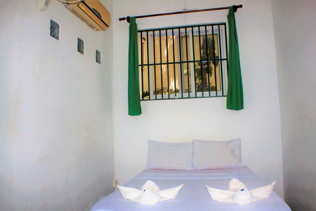 Garden Guest House Phnom Penh Esterno foto