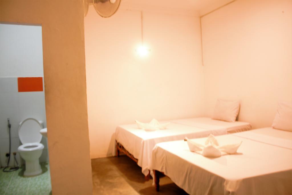 Garden Guest House Phnom Penh Esterno foto