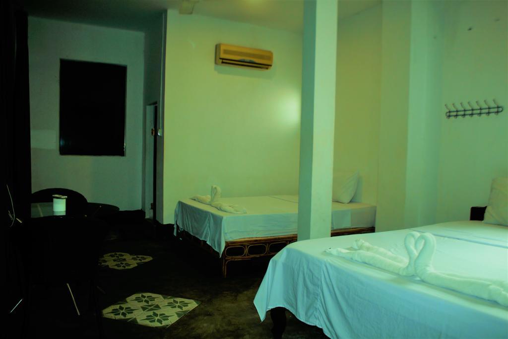 Garden Guest House Phnom Penh Esterno foto