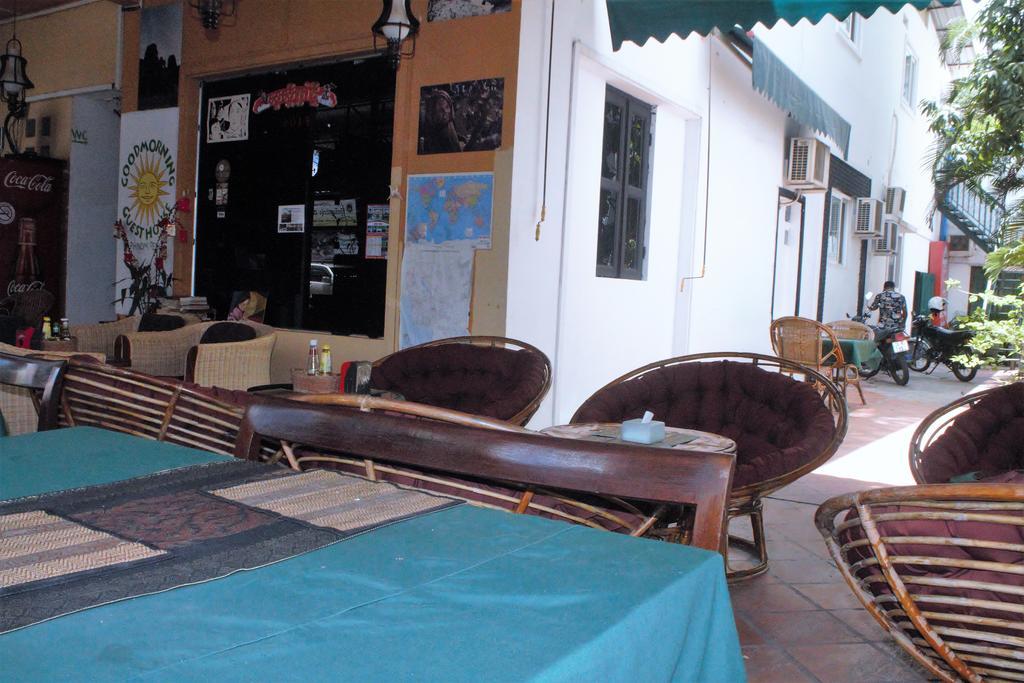 Garden Guest House Phnom Penh Esterno foto